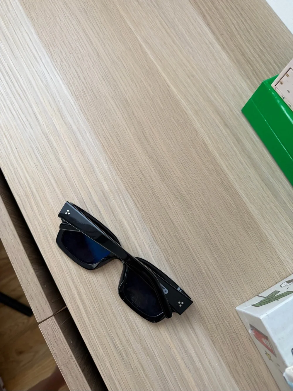 Black Rectangular Sunglasses with Subtle Logo Accent - Unbranded